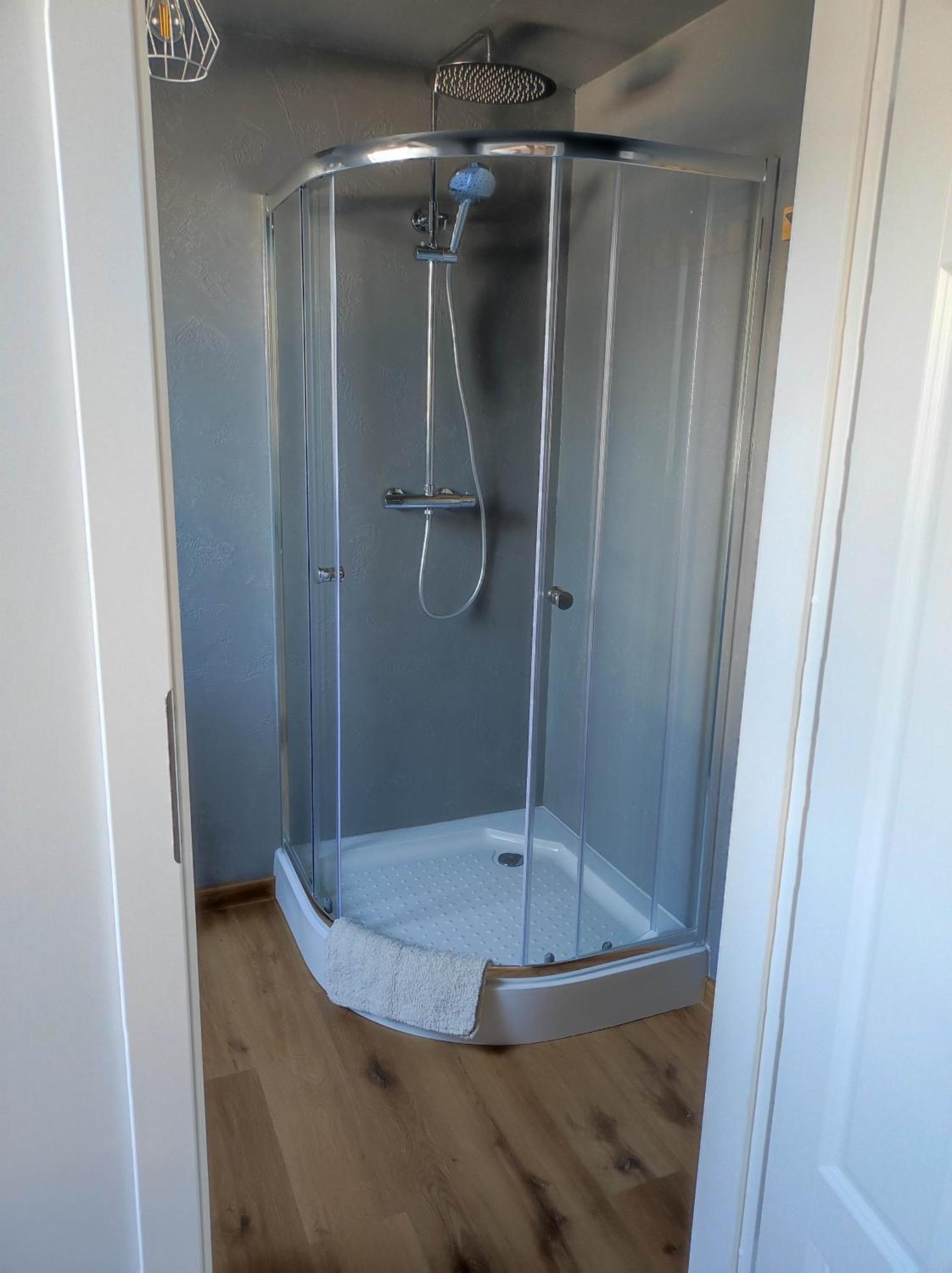 Nowe Apartamenty Na Swiatowida Vito Apartments "Centrum"Molo 5 Min Spacerem" Мендзиздрое Екстериор снимка